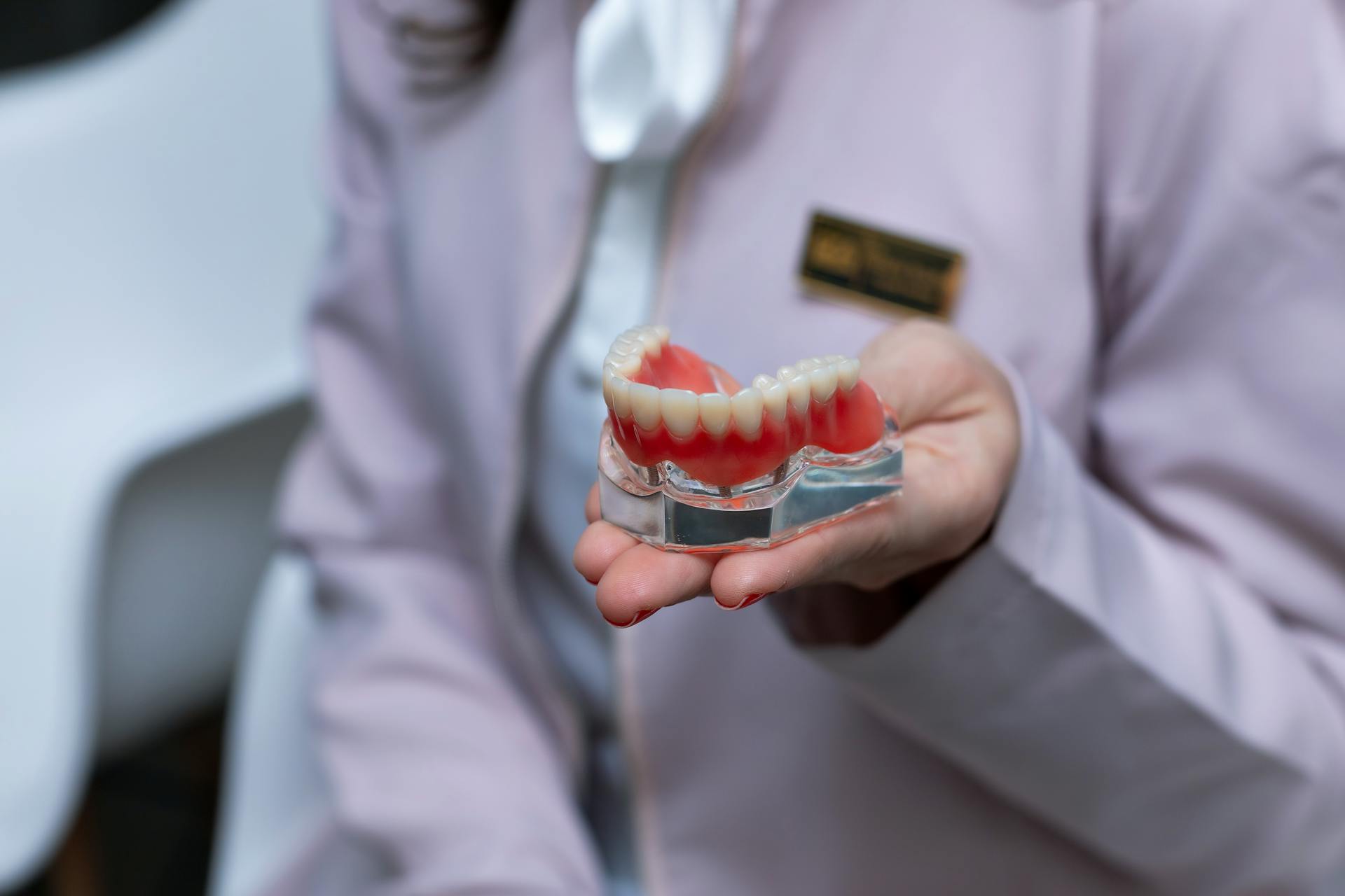 3 motive pentru care o clinica dentara este o alegere mai buna decat un cabinet individual